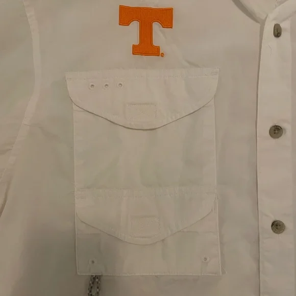Tennessee Columbia Men’s PFG Short Sleeve Button Up - Picture 5 of 8